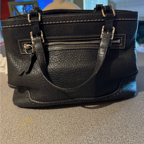 Black Shoulder Bag with Textured Leather and Silver Hardware - Picture 2 of 4